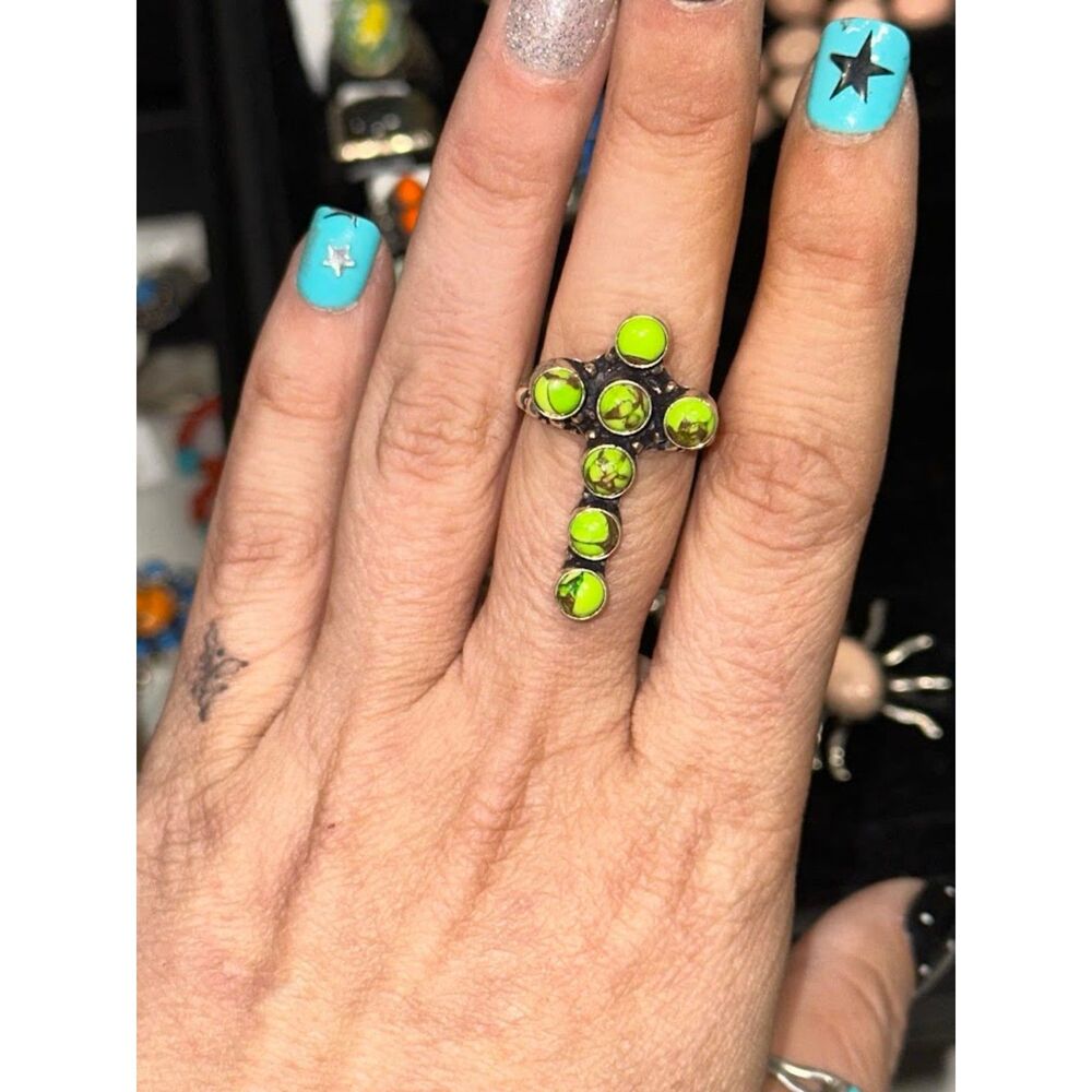 Green Dahlia Cross Sterling Silver Overlay Ring Size 9